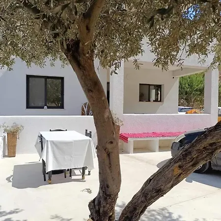 Apartment With Panoramic View In Arginonta 52 M²